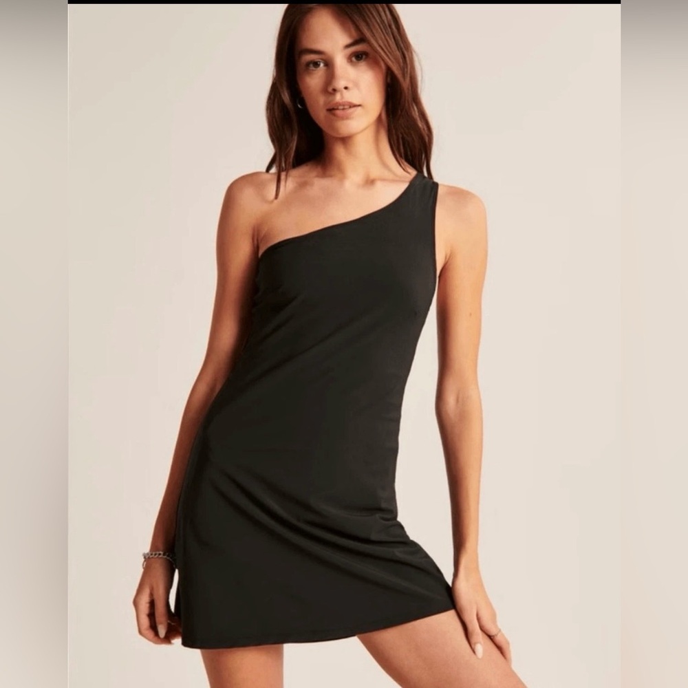 Abercrombie & Fitch Traveler Mini Dress